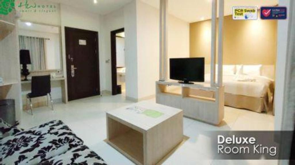 Hw Hotel Padang エクステリア 写真