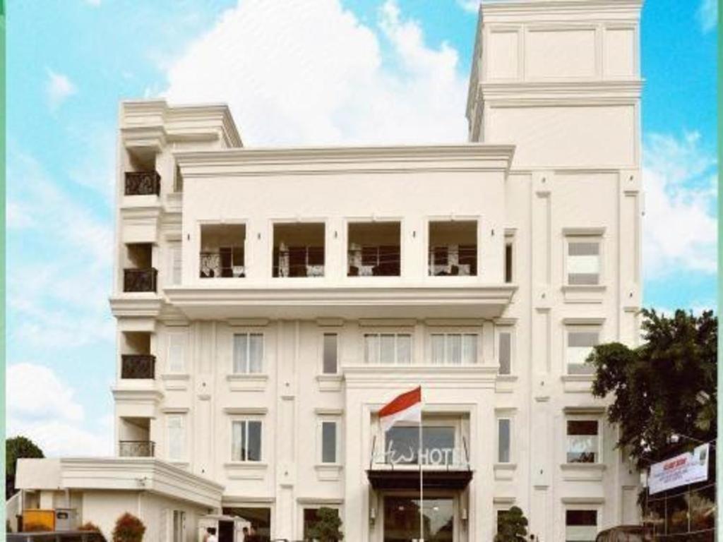 Hw Hotel Padang エクステリア 写真
