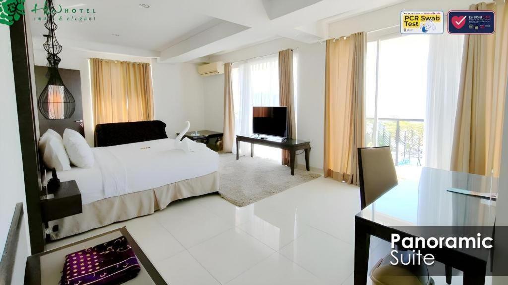 Hw Hotel Padang エクステリア 写真